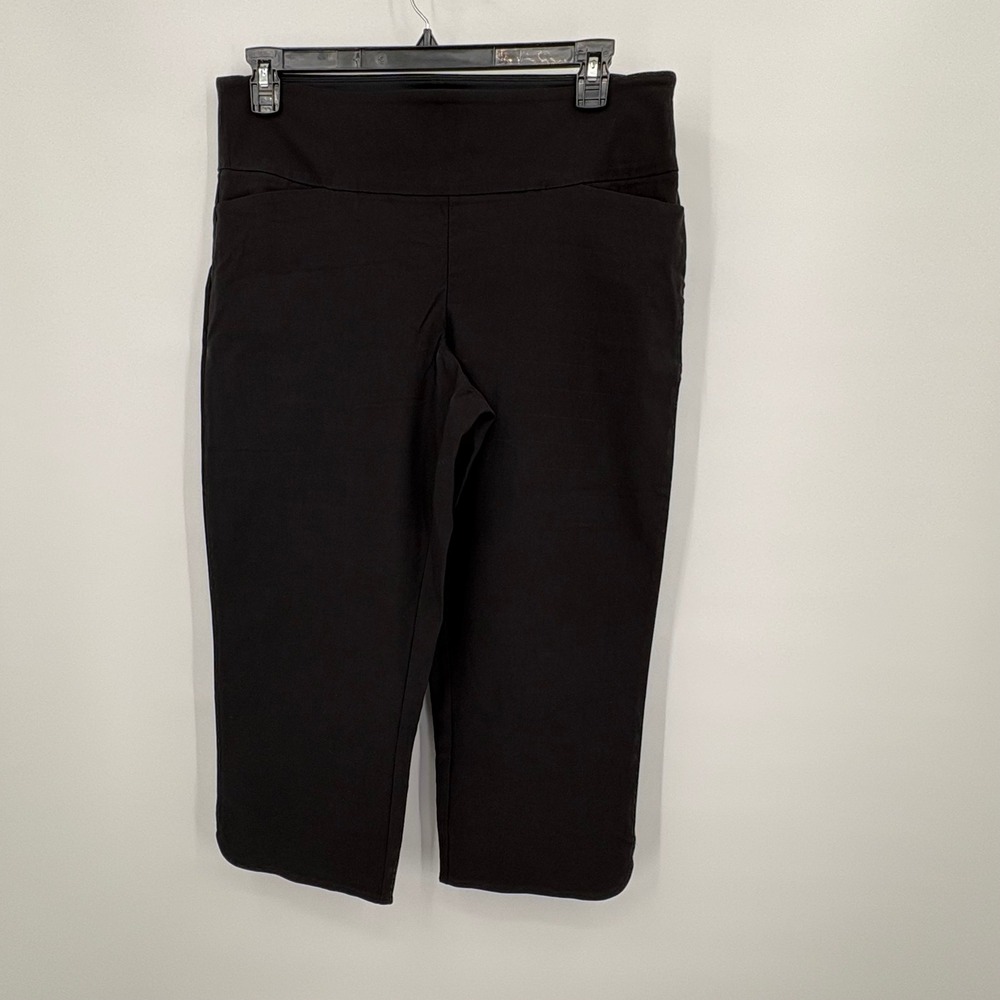 S.C. & Co Womens Black Pull On Capri Pants Stretch Crop Size Medium NWOT